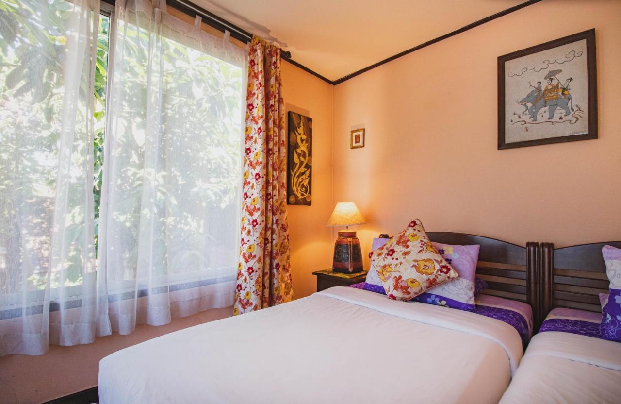 Joy'S House & Tour Bed and Breakfast Chiang Mai Esterno foto